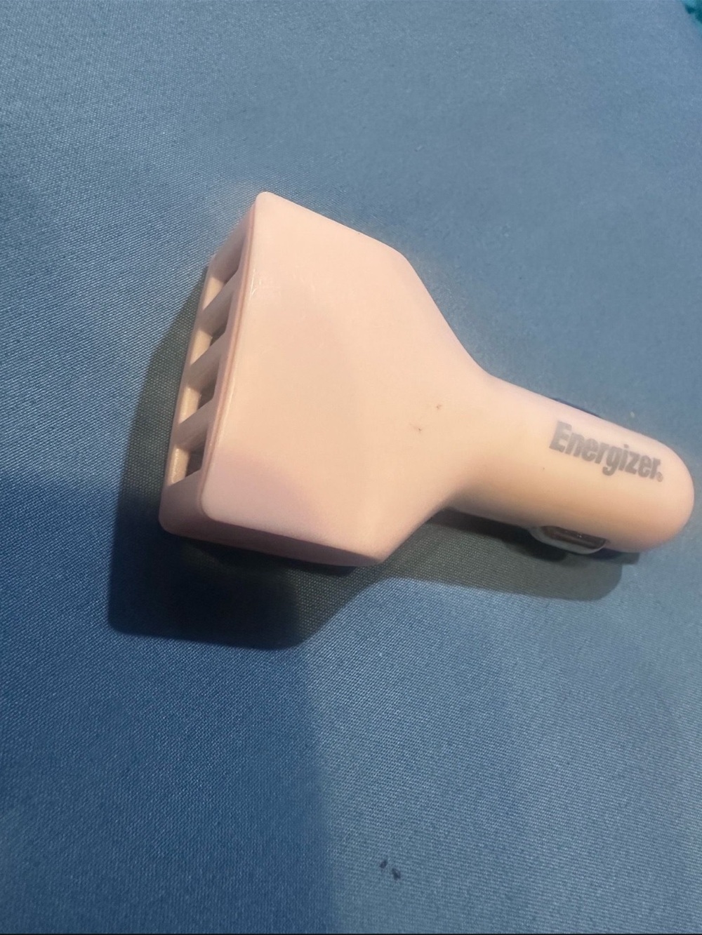Energizer Pink 3-Port Car USB Charger